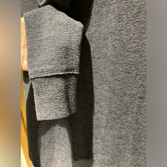 XXS TNA long sleeve hoodie shirt - Picture 8 of 11